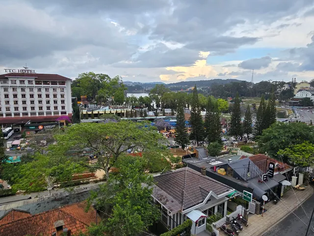 Khách sạn Hoàng Việt 2