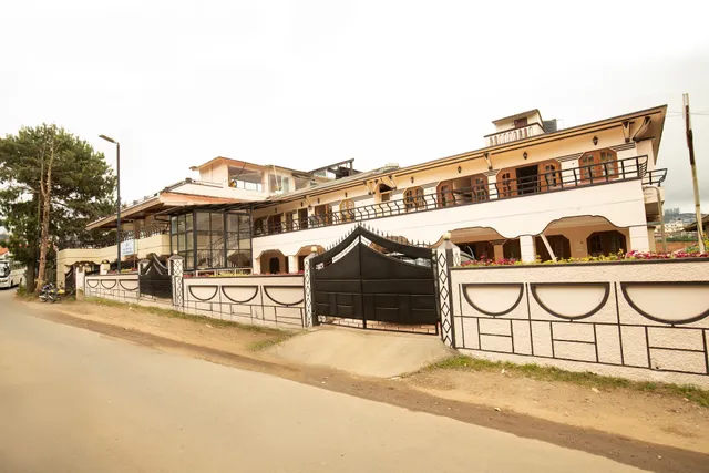 Lazo Silver Lake Resort , Ooty