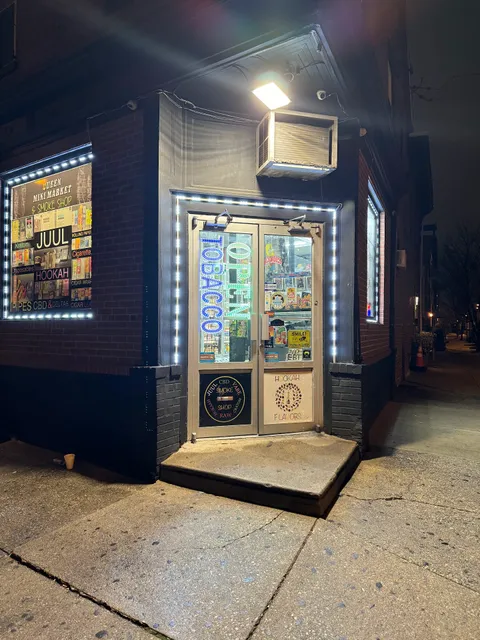 Queen Village Mini Market & smoke