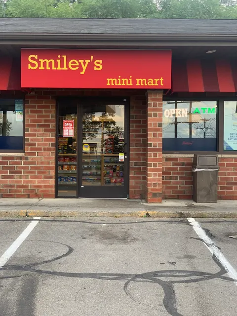 Smiley’s mini mart