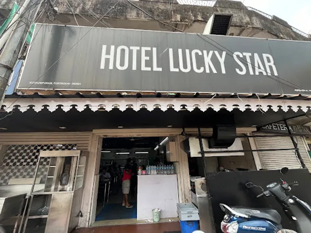 Hotel lucky star
