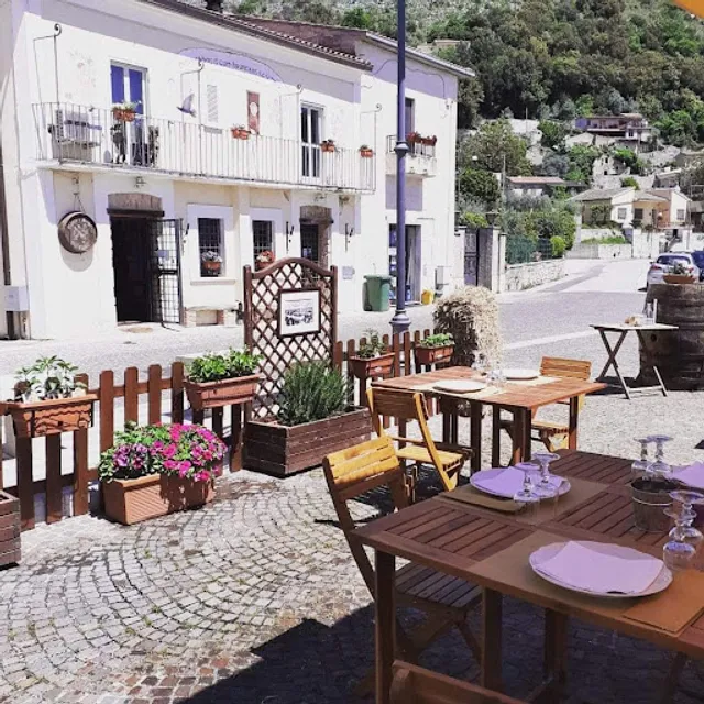 Santi e Briganti Osteria