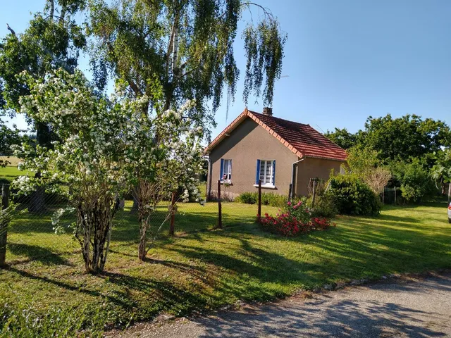 Gîte " La Maison de LEA " à St Agnant de Versillat , CREUSE - NOUVELLE AQUITAINE