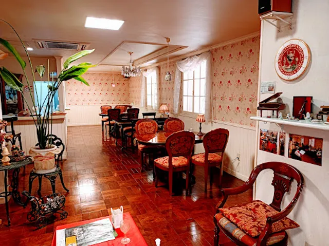 Cafe Doll（カフェ・ドール）