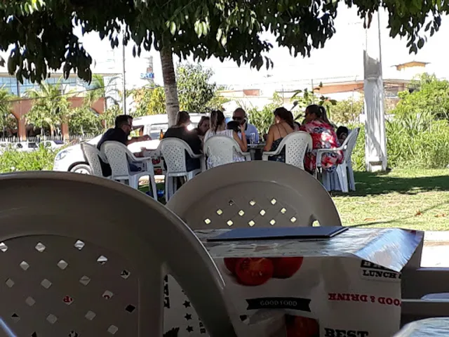 Restaurante Sabor e Cia Cris e Victor