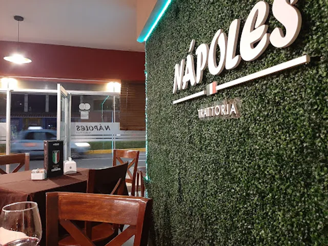 Napoles Trattoria