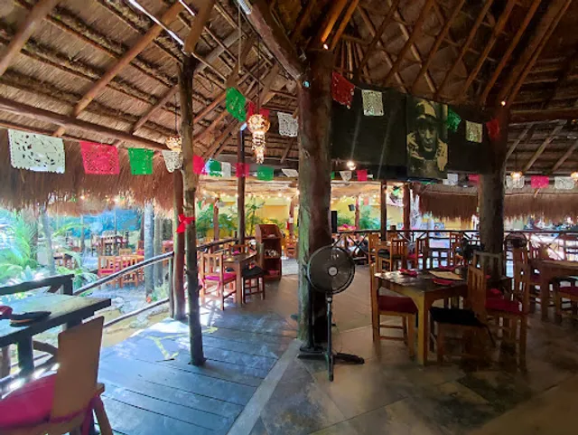 La Perla Pixan Cuisine & La Carboneria