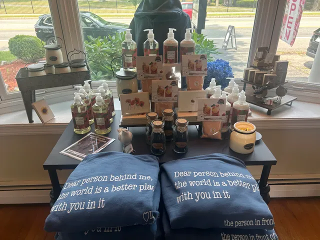 Violas & Roses Floral and Gift Shop