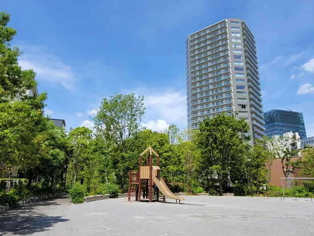 Aoyama Kitamachi Children's Park