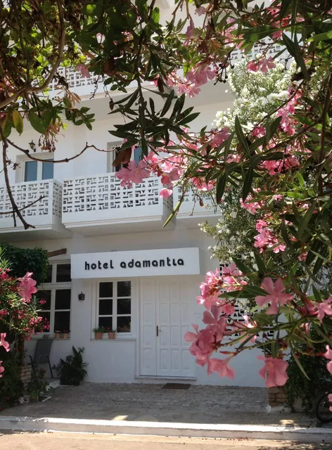 Adamantia Hotel