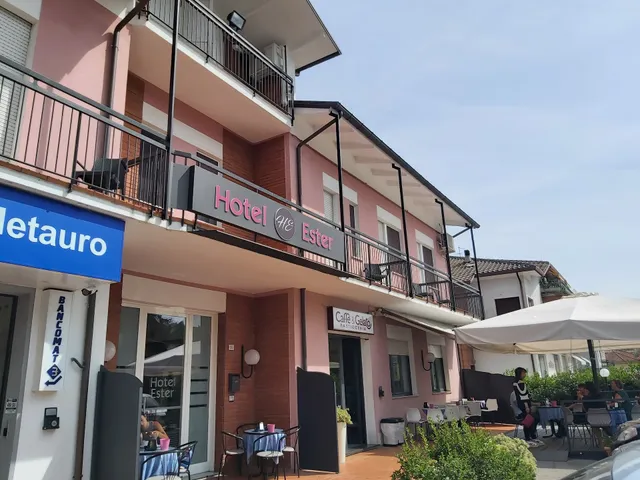 Albergo Ester