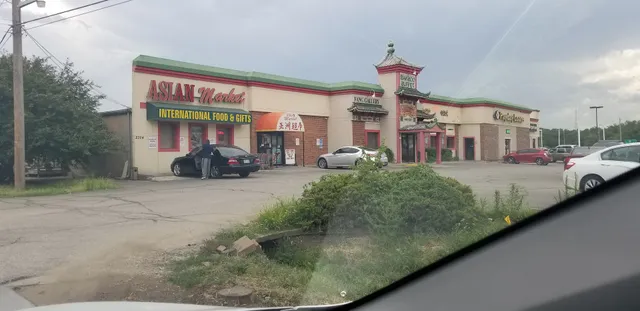 Mama Fang's Asian Market
