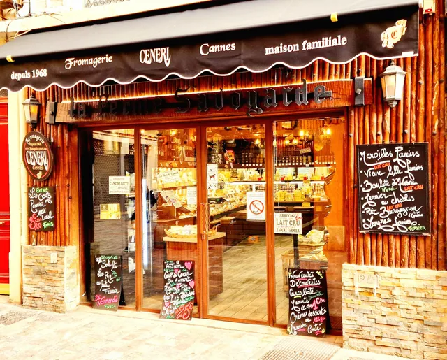 Ceneri Cannes cheese