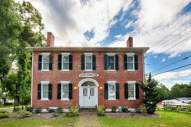 The Black Walnut Inn