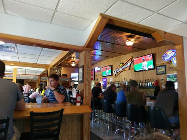 Pit Stop Bar & Grill