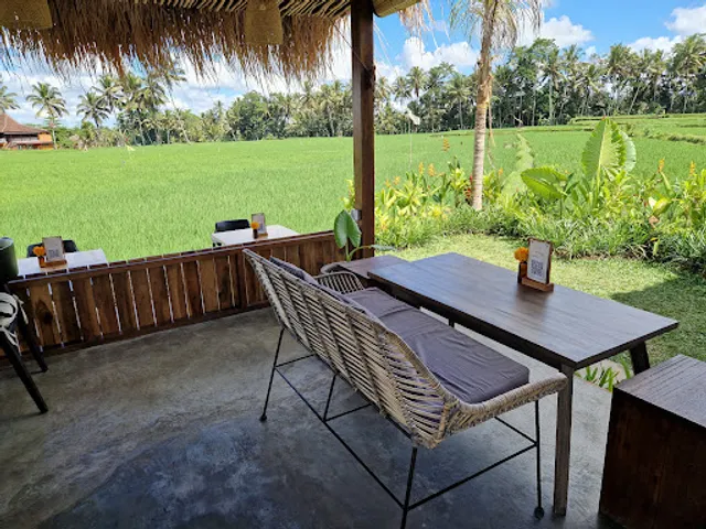 Huma Cafe by Goldmine