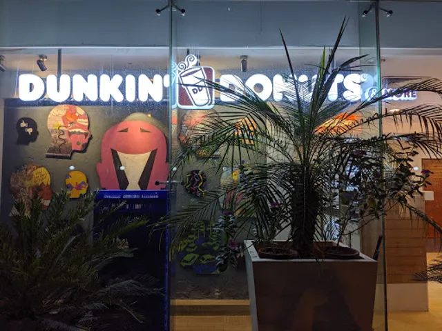 Dunkin’ - HT House