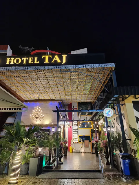 Hotel Taj