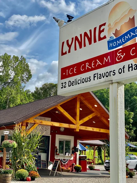Lynnie Lou’s Premium Ice Cream and Custard