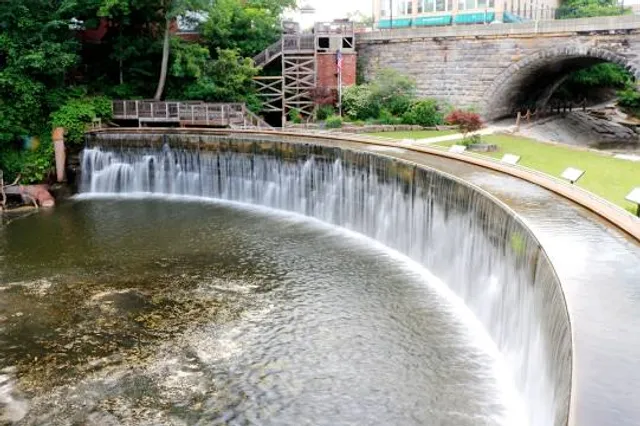 Franklin Mills Riveredge Park