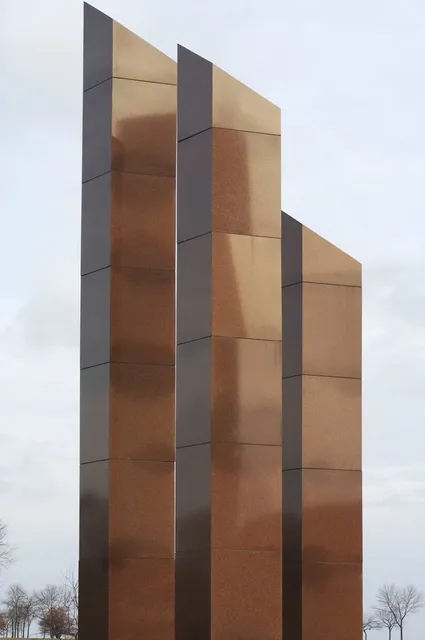 Milwaukee County War Memorial Center