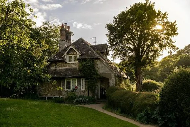 National Trust - Blaise Hamlet