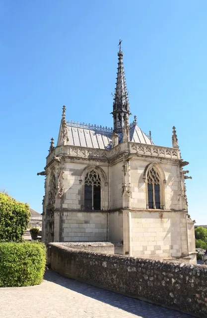 Tomb of Leonardo da Vinci