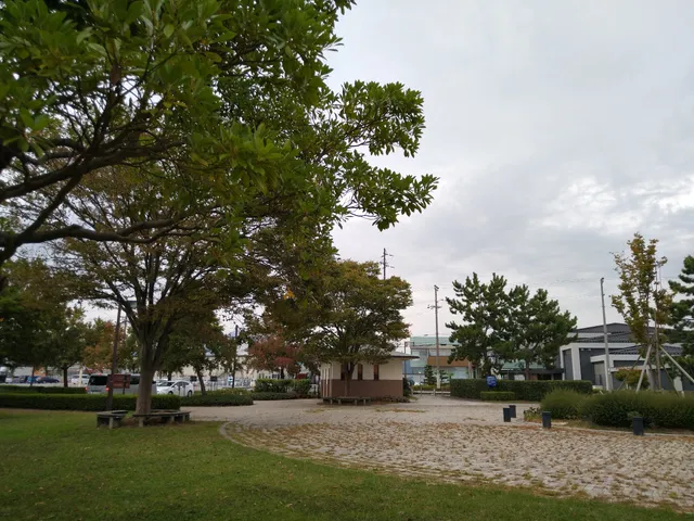 Lakeshore Green Tamura