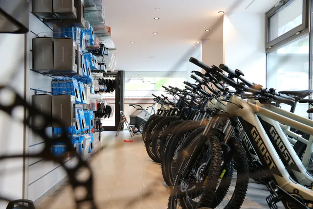 On the Rocks Bike Rental, Shop, Service & Guiding