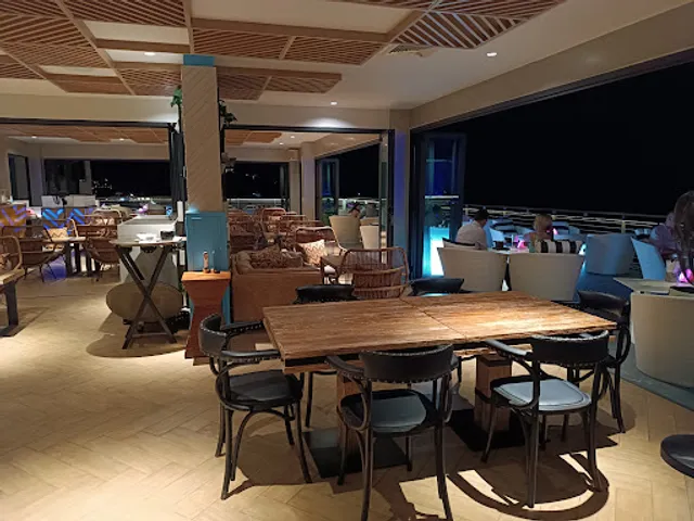 Vanilla Sky Bar & Gastro Pub