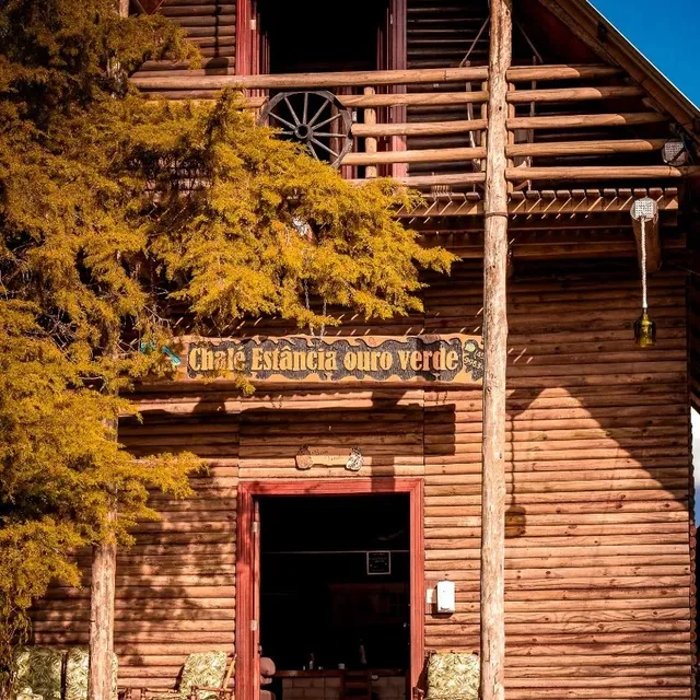 CHALE ESTANCIA OURO VERDE