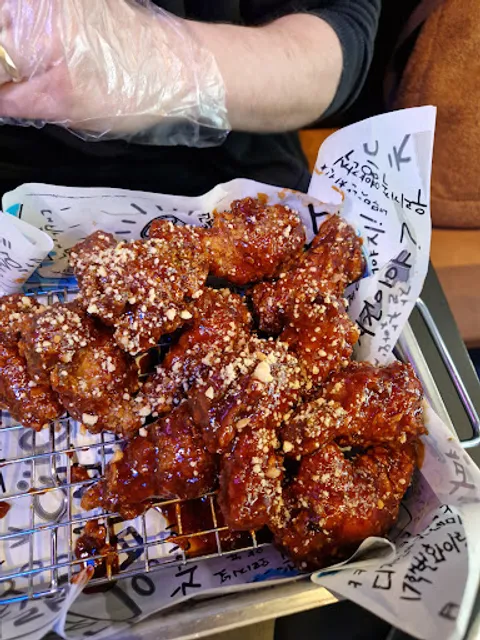Sojubar Antwerp 소주 | Korean Fried Chicken & Beer