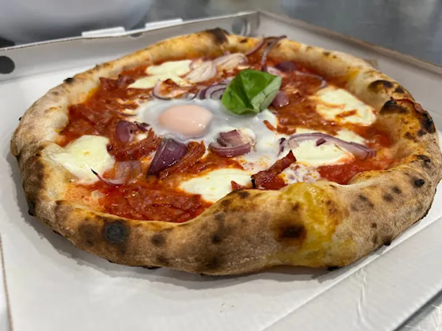 Dezzo Pizzeria Napoletana