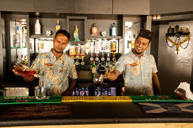 Joet's Bar & Restaurant