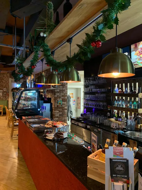 Burger Brothers Swiss