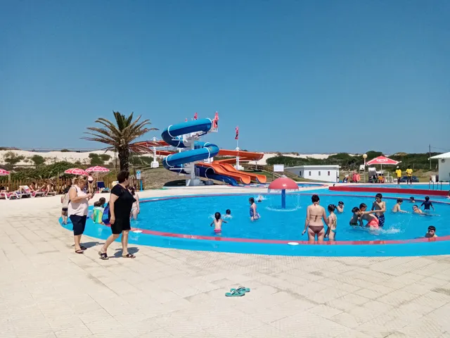 Water Park Splash Wave