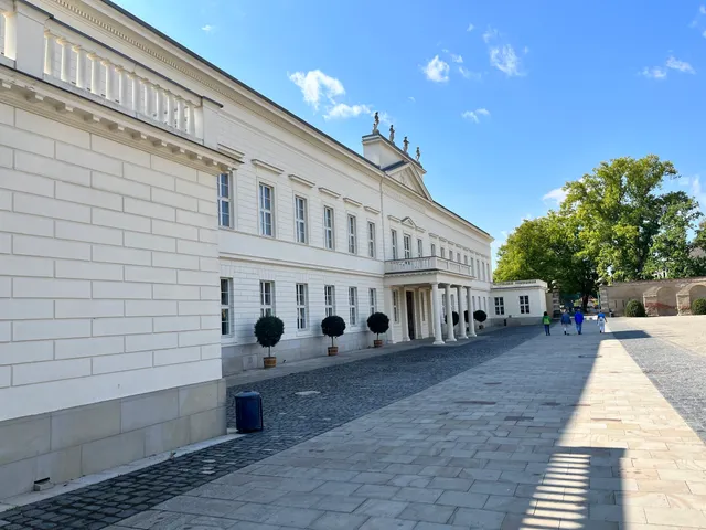 Ehrenhof des Schlosses von Herrenhausen