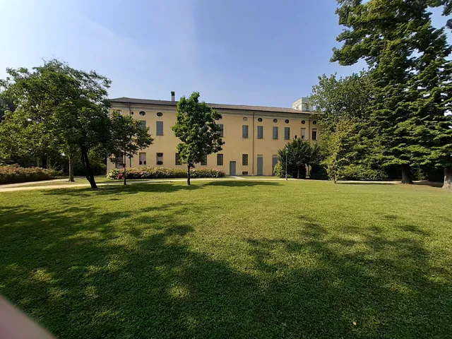 Villa Braghieri-Albesani, Castel San Giovanni