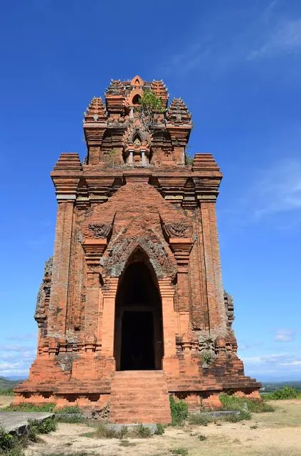 Banh It Cham Temple (Yang M'Tian)