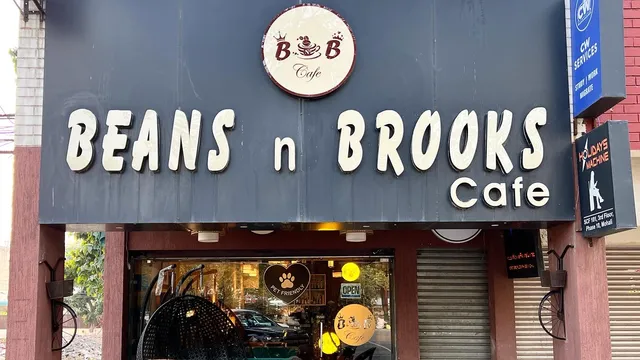 BEANS N BROOKS CAFE