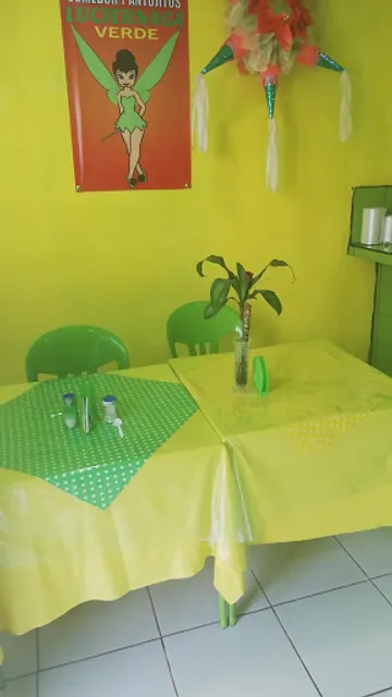Luciérnaga Verde - Comedor y Antojitos