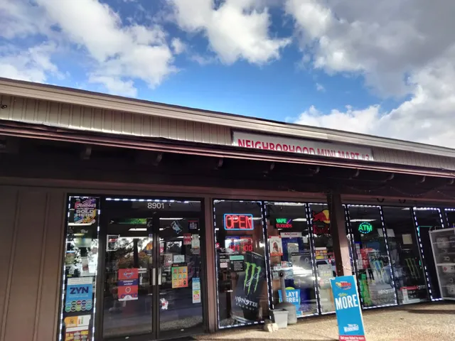 Fianna Village Shopping Center