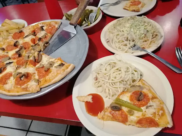 Dinos Pizza Centro