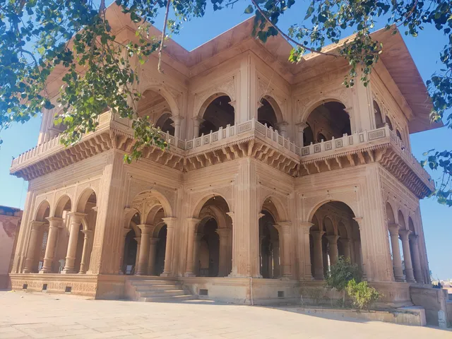 Shri Ganga Maharani Ji Temple