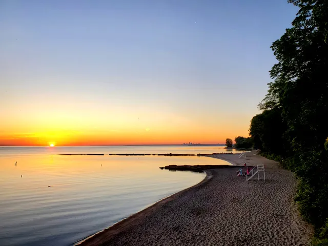 Huntington Beach - Lake Picnic Area