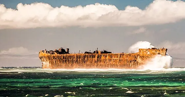 Shipwreck Beach