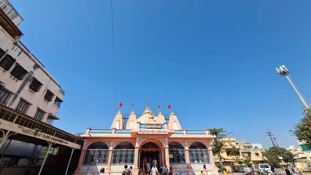 Hari Dham, Temple