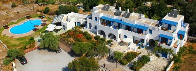 Koulas Pension Red Lake