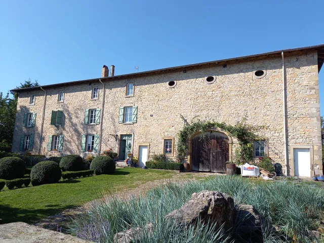 Kayros, chambres d'hôtes, ancienne ferme, hébergement studio ou chambre, piscine
