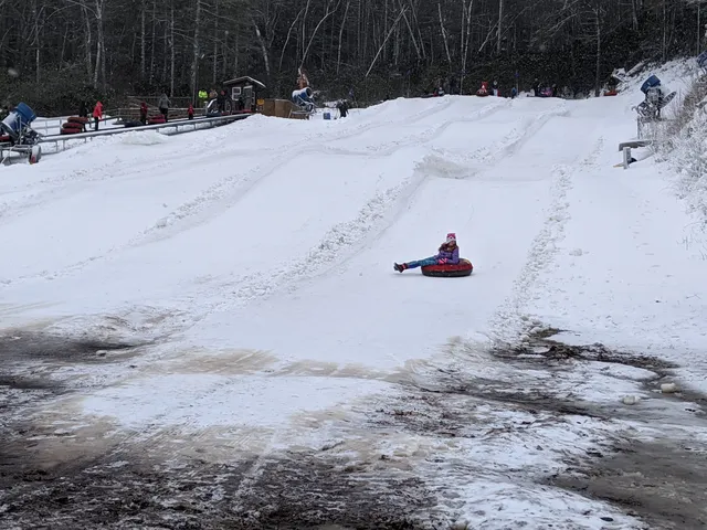 Jonas Ridge Snow Tubing Park